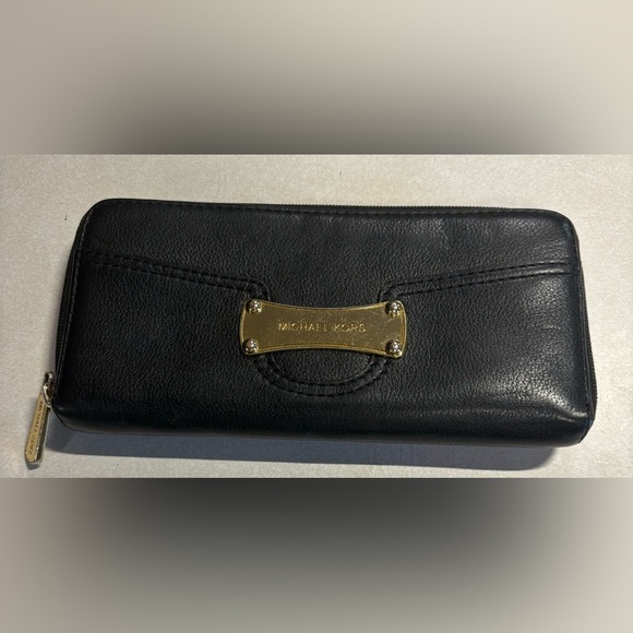 Michael Kors Black Leather Clutch with Gold Accent - Picture 1 of 3